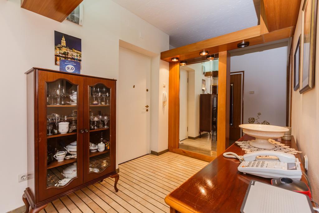 Apartments Ruzic Split Exterior foto